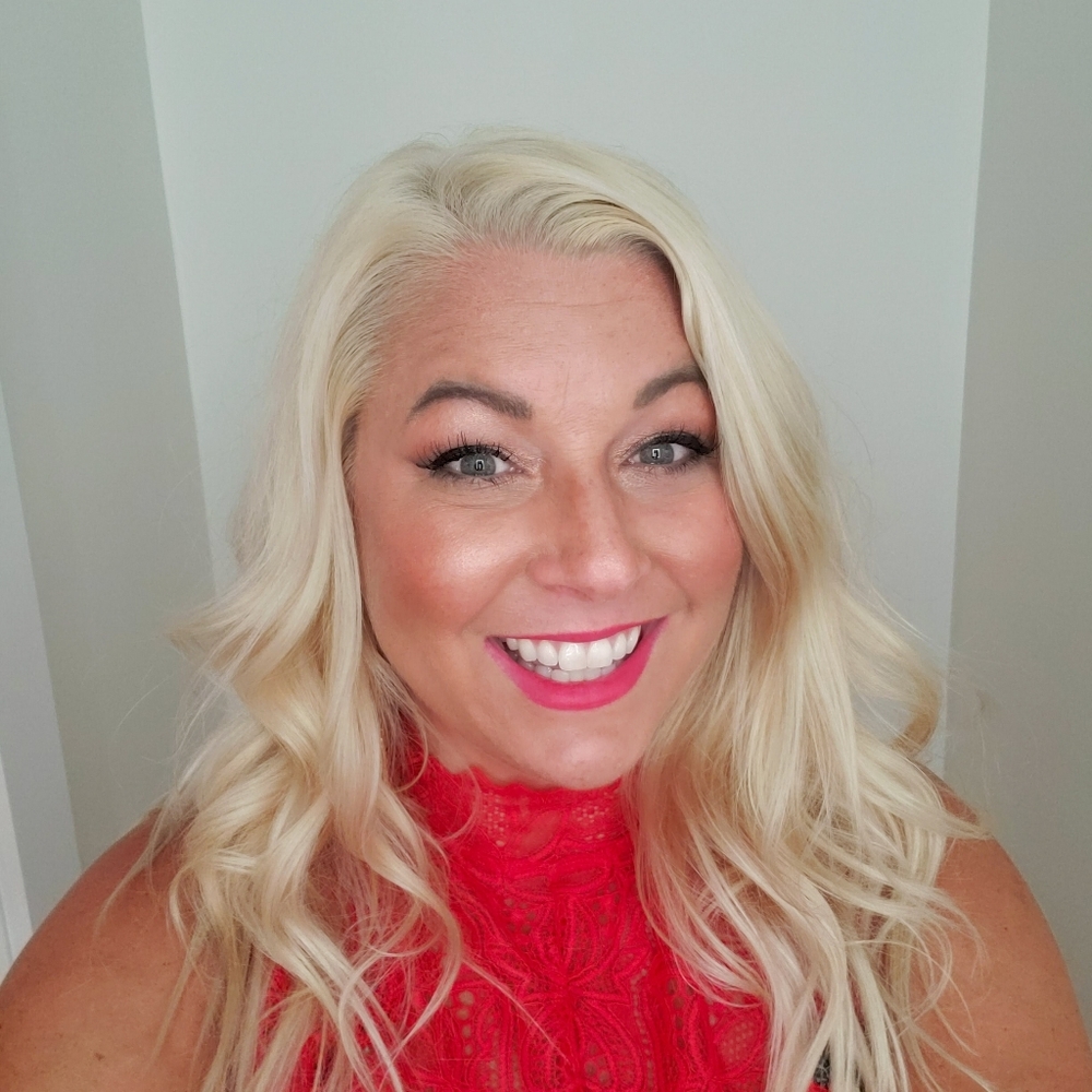 Meet your Posher, Leigh